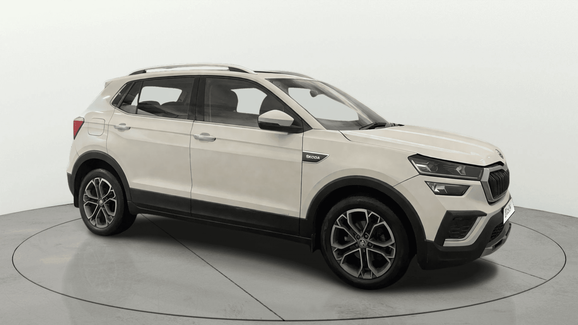 2021 STYLE 1.0L TSI AT — ₹8.82L on Cars24