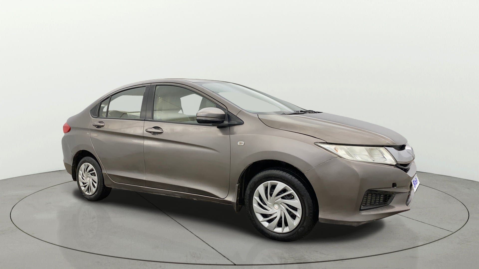 2016 1.5L I-VTEC SV — ₹3.46L on Cars24