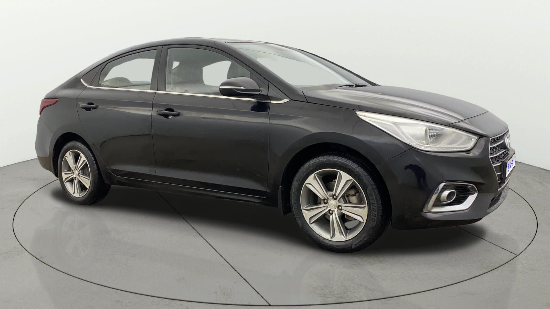 2018 1.6 VTVT SX — ₹5.48L on Cars24