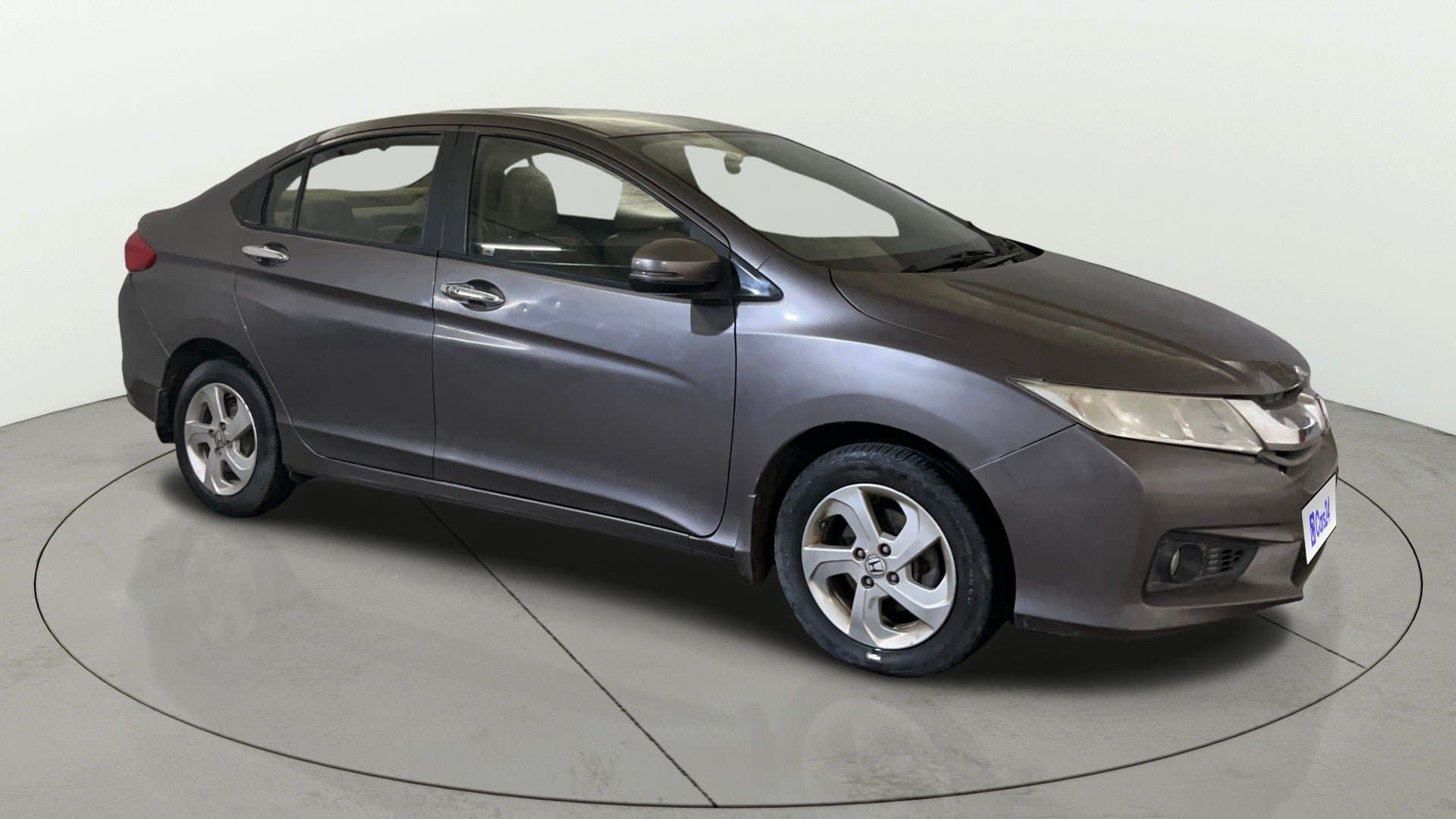 2015 1.5L I-VTEC VX — ₹3.56L on Cars24