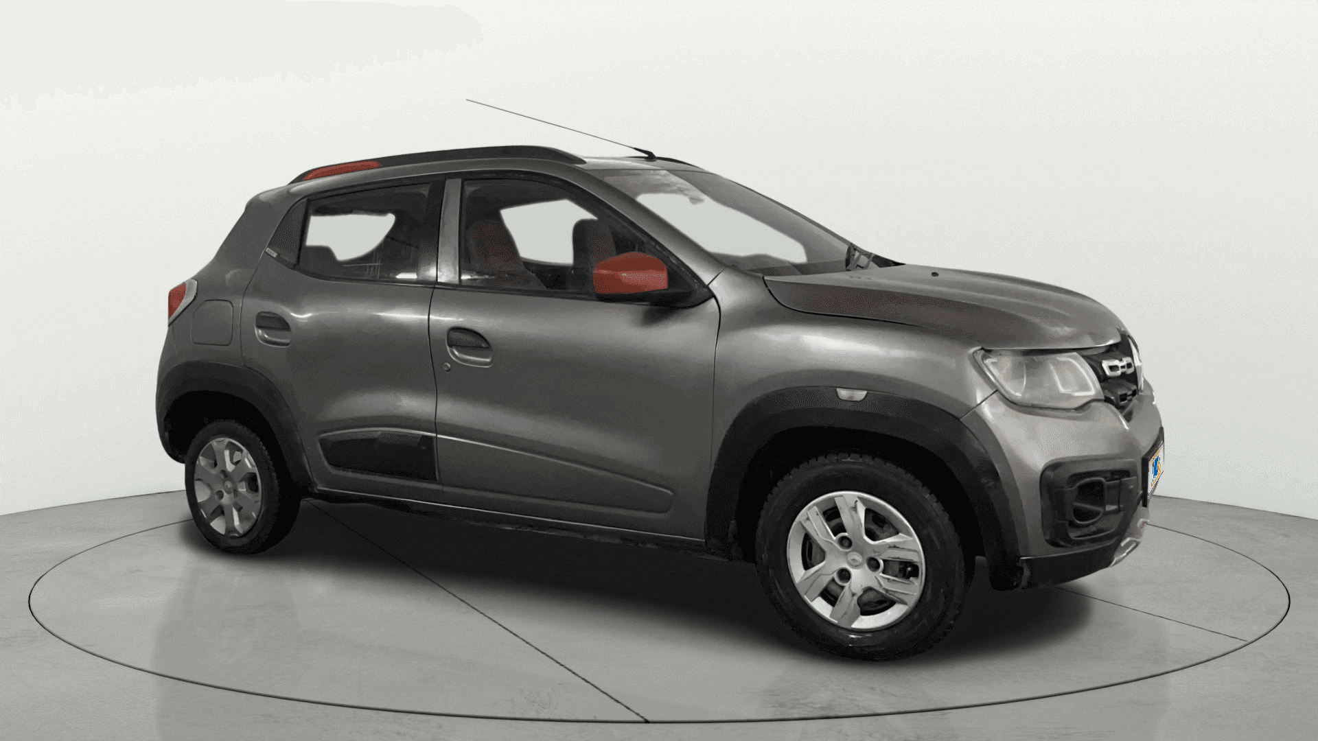 2017 RXT 0.8 — ₹1.62L on Cars24